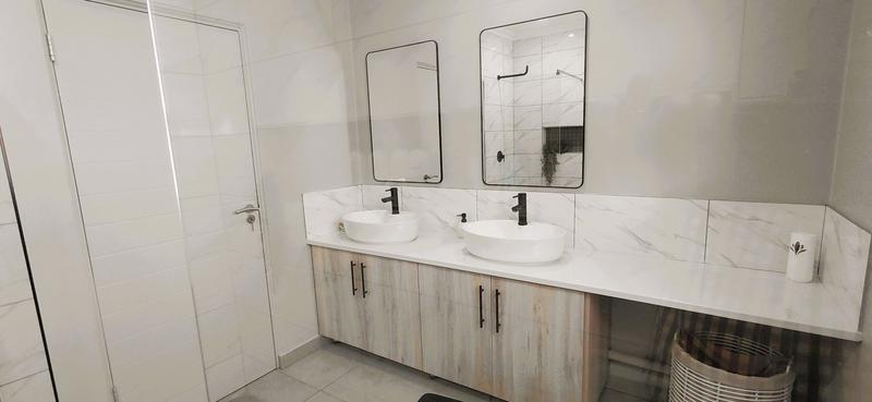 3 Bedroom Property for Sale in Heuwelsig Free State